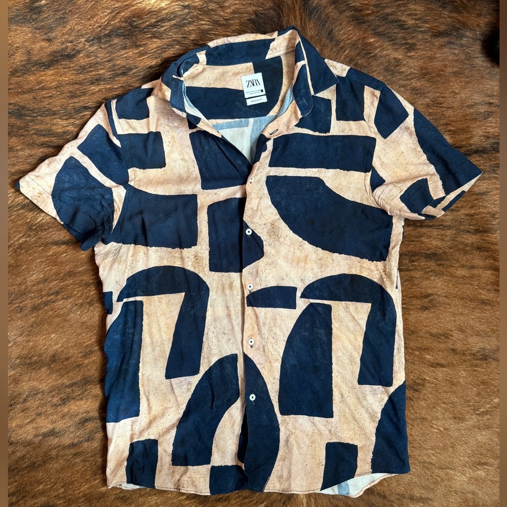 Zara Geometric Casual Button Down Shirt sz M